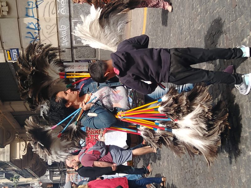 Buenos Aires Private Tour - Street vendors