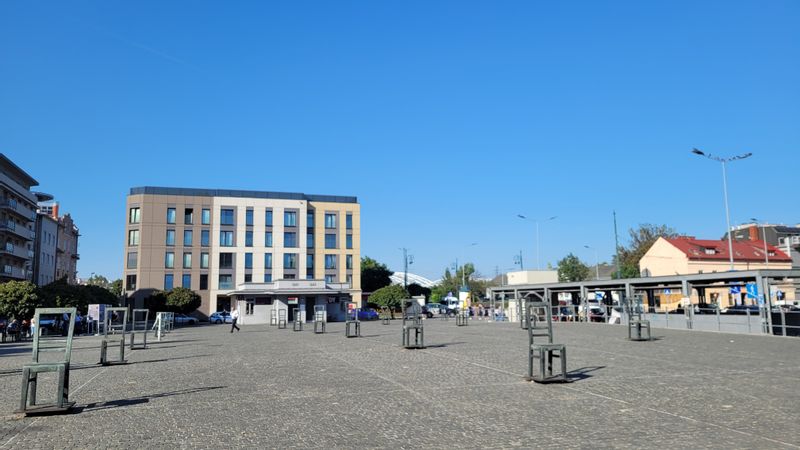 Krakow Private Tour - Ghetto Heroes Square