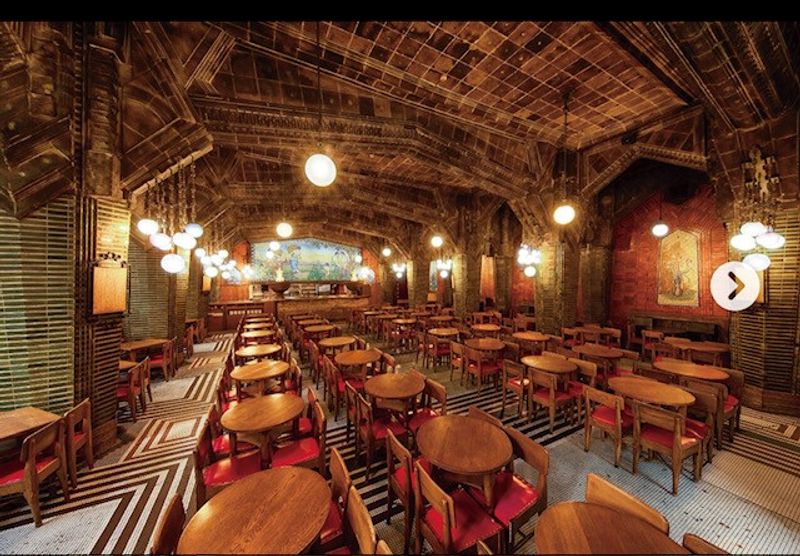 Tokyo Private Tour - One of Beer halls in Ginza which retains the atmosphere of early 1930's (Early Showa period)