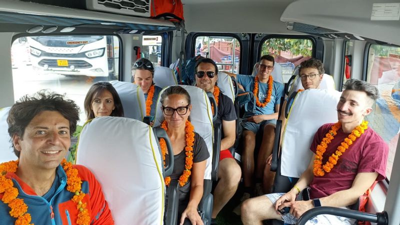 Delhi Private Tour - Group in the bus from Delhi to Agra