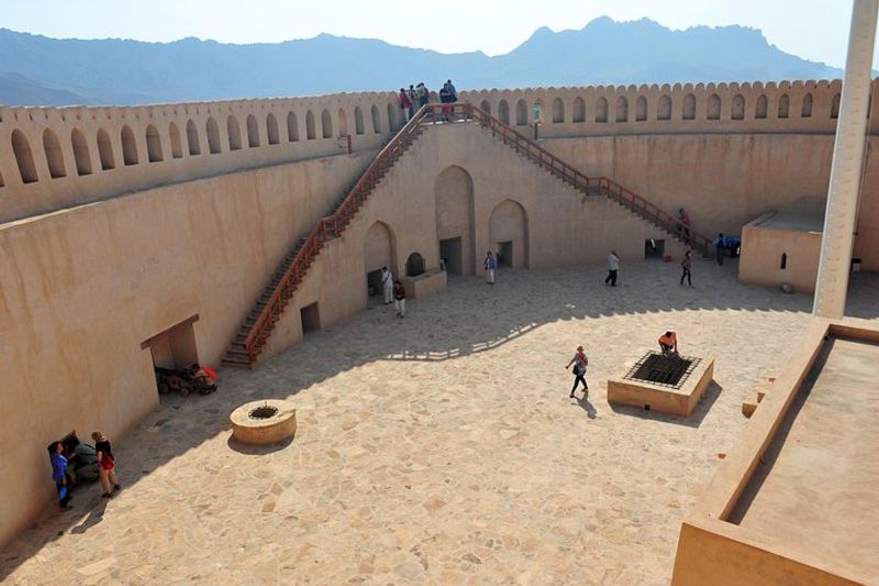 Muscat Private Tour - Nizwa Fort 