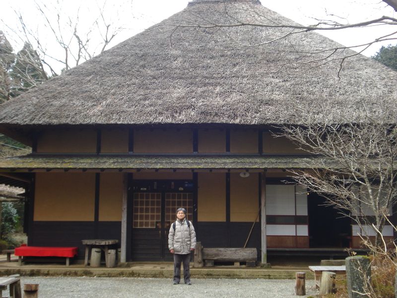 Hakone Private Tour - Amasake Chaya started operations more than 350 years ago, serves drinks and refreshments: Amazake or non-alcoholic sweet rice-based drink, Iced Macha or powdered green tea, and Chikara-mocchi or pounded rice cake. The earth floors, and irori, or sunken hearth, comfort you with long-forgotten softness of the earth and warmth of the direct fire. 