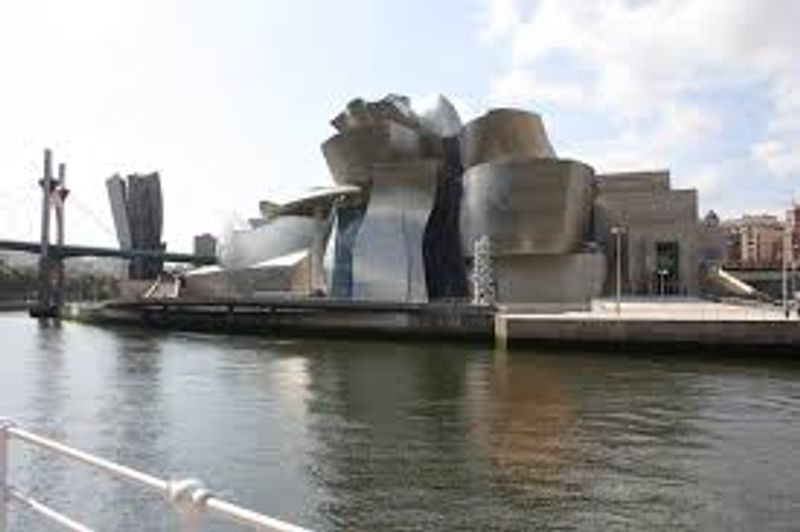 Bilbao Private Tour - null