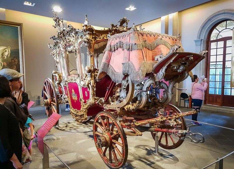 Mexico City Private Tour - Old Carriage at Chapultepec Castle.