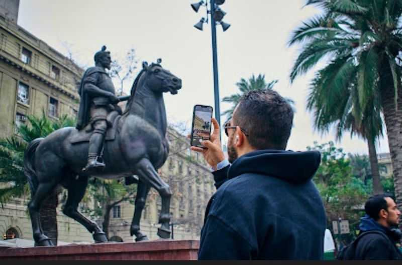 Santiago Private Tour - Plaza de Armas Santiago