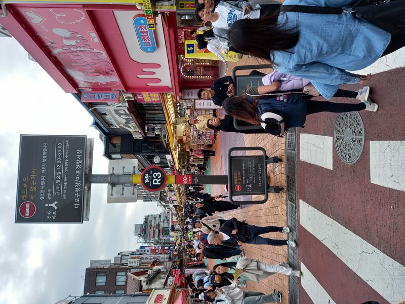 Seoul Private Tour - Hongdae street, showing young & vibrant & shopping & K-Pop performance