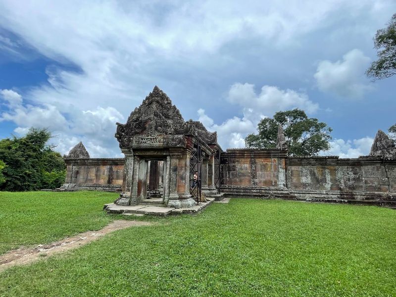 Siem Reap Private Tour - Wonderful gopura of Preah Vihear temple