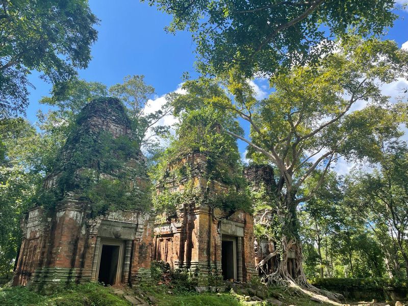 Siem Reap Private Tour - Nice tower view of Prasat Pram at Koh Ke