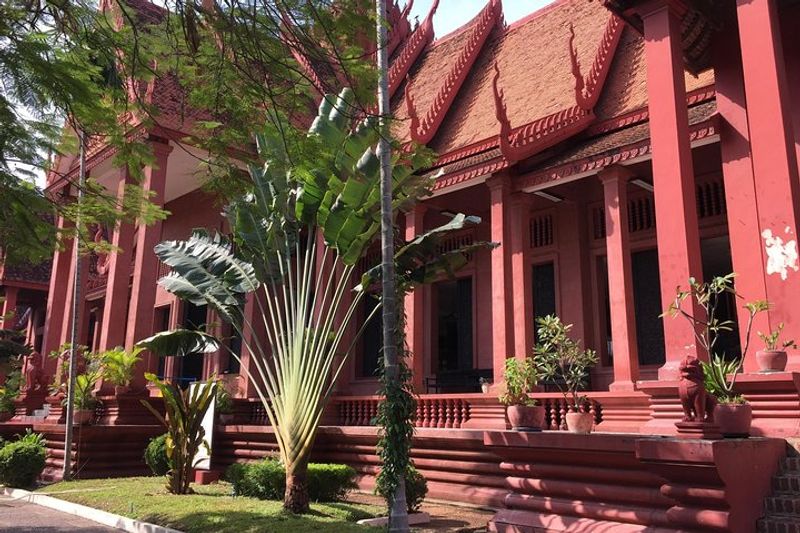 Sihanoukville Private Tour - National Museum