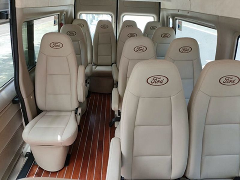 Chengdu Private Tour - clean seats