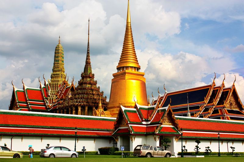 Bangkok Private Tour - The Emerald Buddha Temple