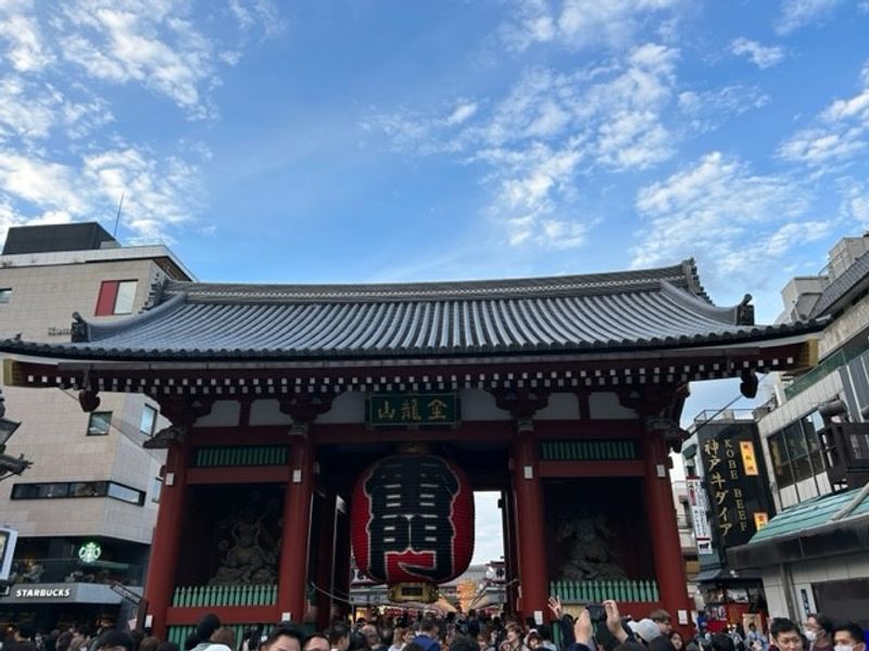 Tokyo Private Tour - Asakusa Kaminarimon Gate