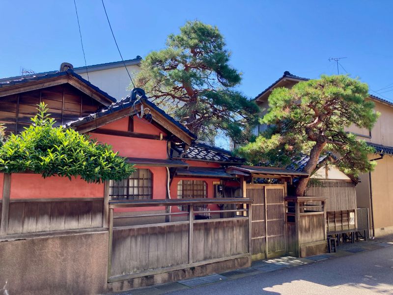 Kanazawa Private Tour - Higashi Chaya