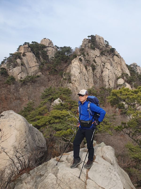 Seoul Private Tour - Solo trekking by Hans