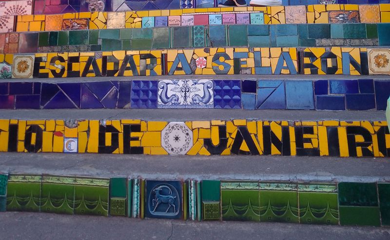 Rio de Janeiro Private Tour - Cores da Escadaria Selarón, um dos pontos mais visitados e fotografados do Rio de Janeiro.