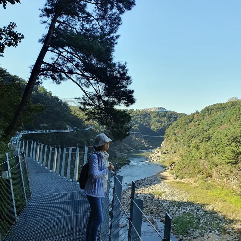 Seoul Private Tour - Cheorwon Hantan river Columnar Joints, Unesco Geopark, photo by Hans