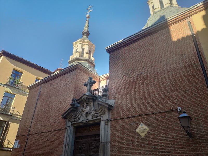 Madrid Private Tour - Saint Nicholas Church, it has the oldest tower of every single church in Madrid
