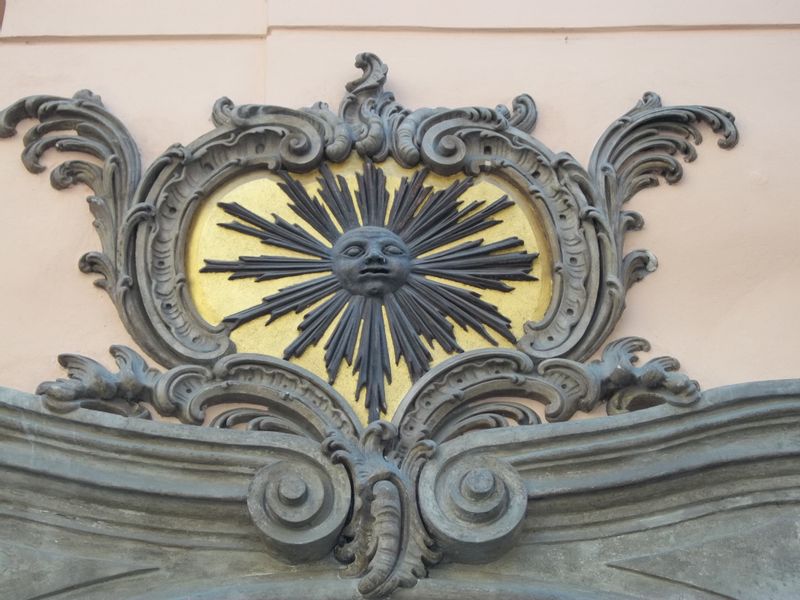 Prague Private Tour - House sign of the house of the black sun