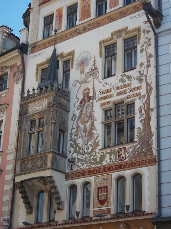 Prague Private Tour - One of the houses in the Old Town Square