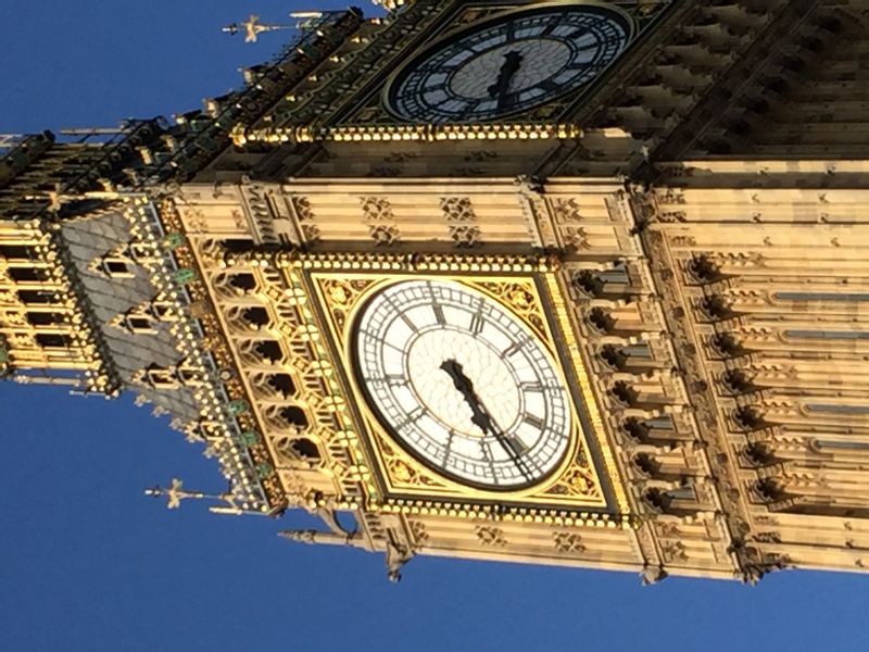 London Private Tour - Probably the most famous clock in the world...