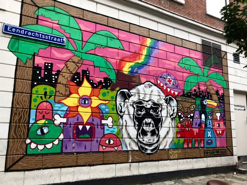 Rotterdam Private Tour - Street art is a terrific storyteller, and it will present us with the most amazing, touching, and fascinating stories that no one else knows about. We invite you to immerse yourself in this fascinating world!