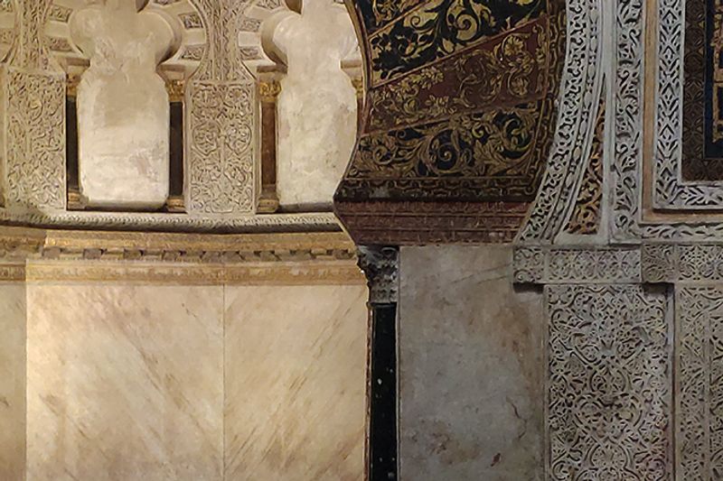 Cordoba Private Tour - Detail of the great arch of the mihrab