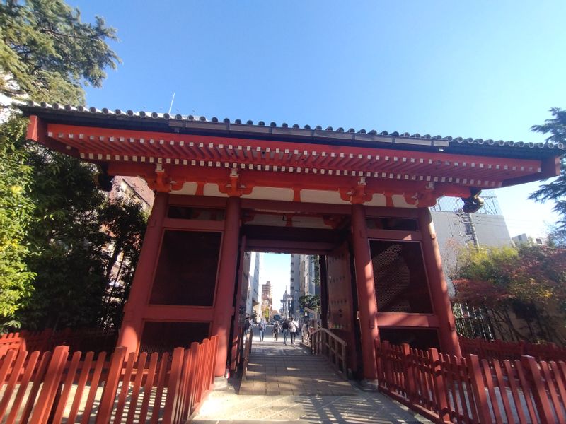 Tokyo Private Tour - Niten-mon Gate