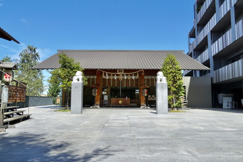 Tokyo Private Tour - Akagi shrine