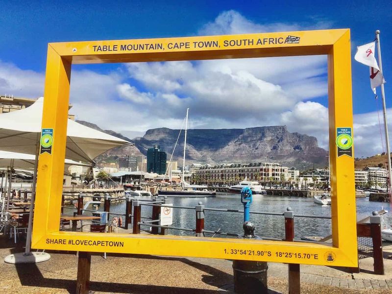 Cape Town Private Tour - Picture frame with a table mountain view