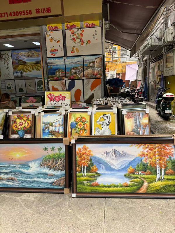 Shenzhen Private Tour - Dafen oil painting village