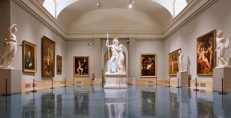 Madrid Private Tour - Grand Hall Prado Museum