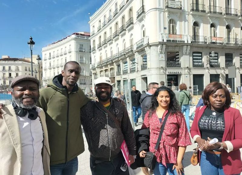 Madrid Private Tour - Starting a tour at Puerta del Sol