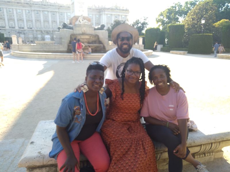 Madrid Private Tour - With 3 queens at the Palace