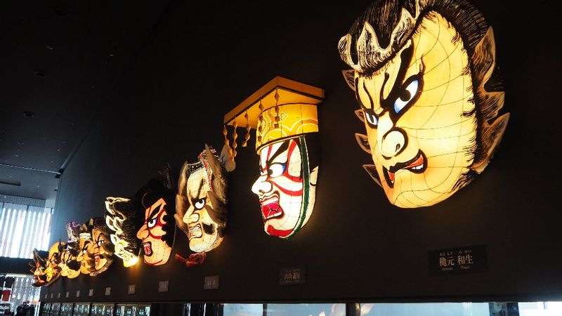 Aomori Private Tour - Each Nebuta artist makes different taste faces of floats 