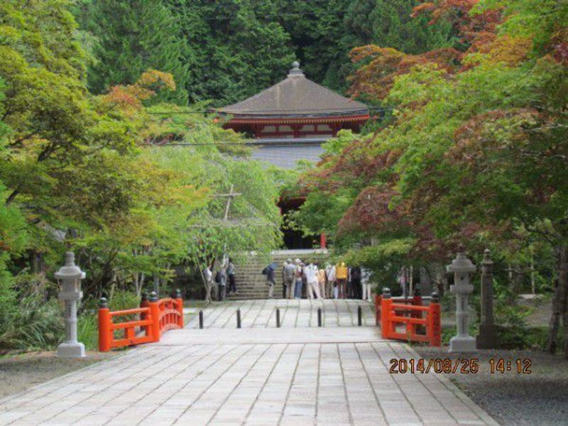 Osaka Private Tour - The Memorial Monument of the Pacific War