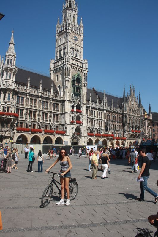 Munich Private Tour - Neues Rathaus