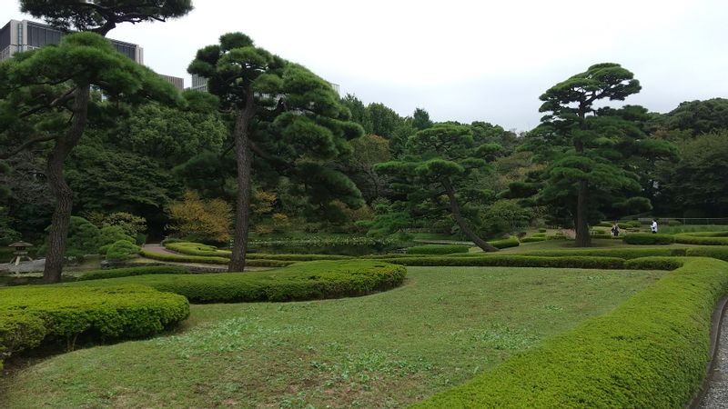 Tokyo Private Tour - Imperial Palace East garden