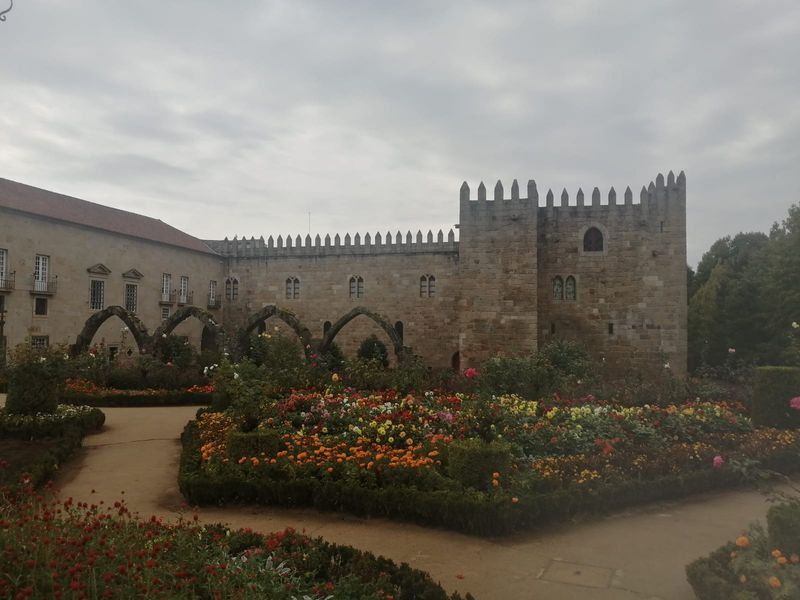 Porto Private Tour - Bishop's garden in Braga and Braga University