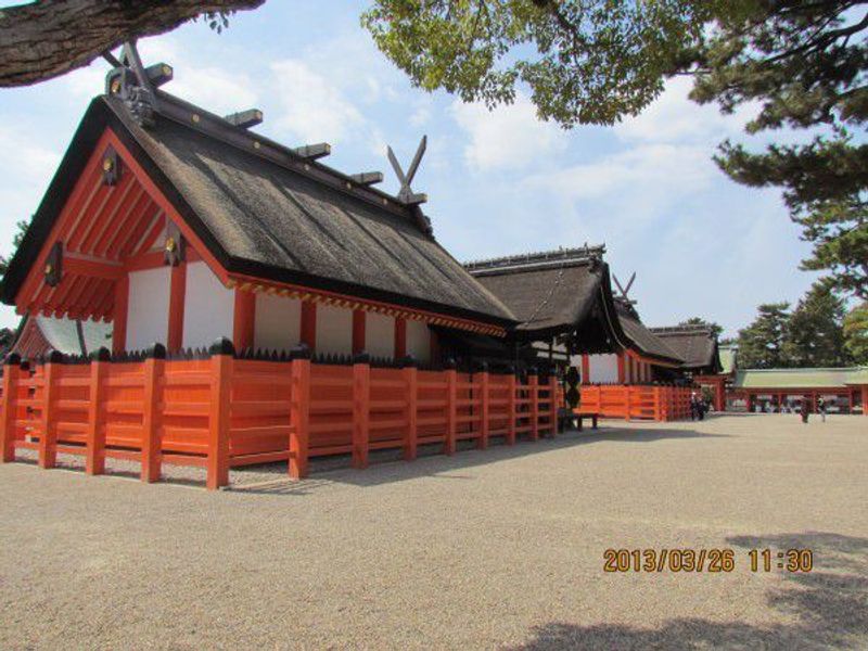 Osaka Private Tour - The second and the third main shrine at Sumiyoshi Grand Shrine