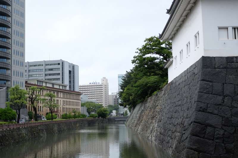 Shimizu Private Tour - Moat of Sumpu Castle Ruins with Tatsumi Yagura arsenal tower on the right side
