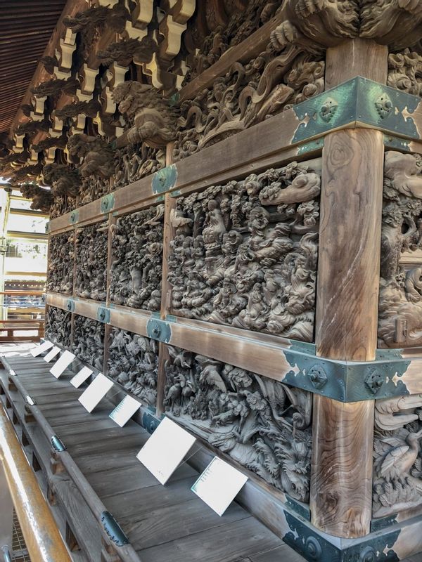 Tokyo Private Tour - Carvings Gallery in Taishakuten Temple