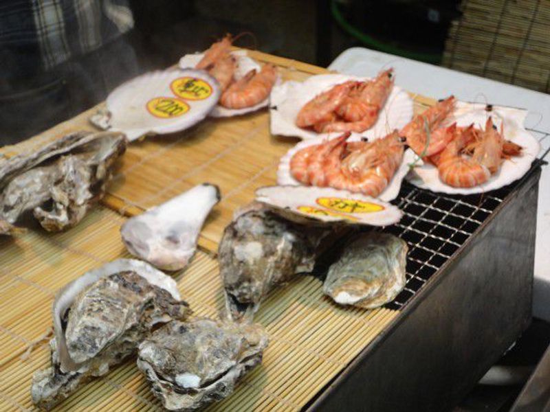 Osaka Private Tour - A fish shop at Kuromon market