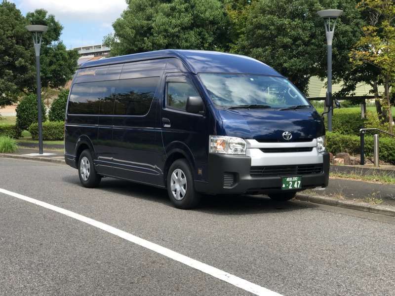 Tokyo Private Tour - Toyota Hiace Commuter van