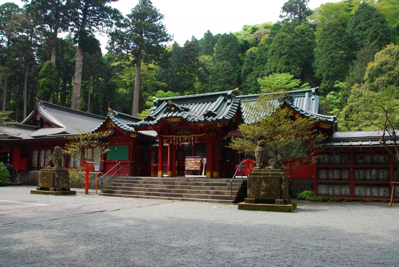 Hakone Private Tour - Hakone Shrine:This is said to have been founded 1200 years ago. 