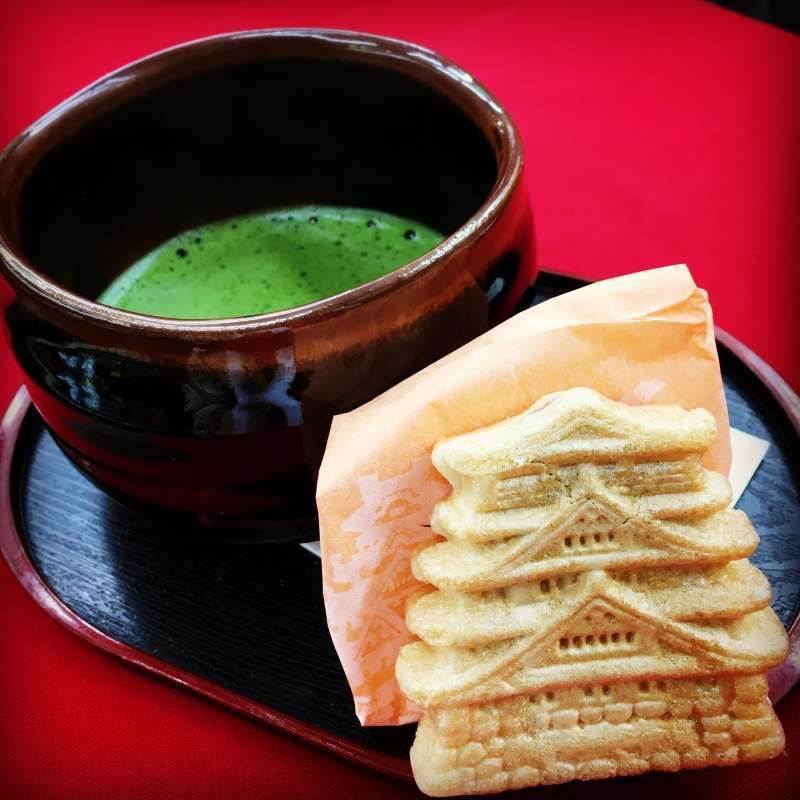 Osaka Private Tour - Some tea selections at a tea break.