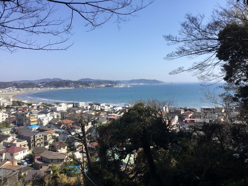 Kamakura Private Tour - Beautiful landsacape of Yuigahama beach and sea of Shonan from the height of Hase temple