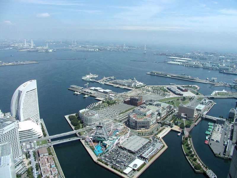 Yokohama Private Tour - 2. Yokohama route: Landmark Tower where you can enjoy a spectacular view of Yokohama from its 200m observatory (Admission 1000 JPY per person, except for the guide)