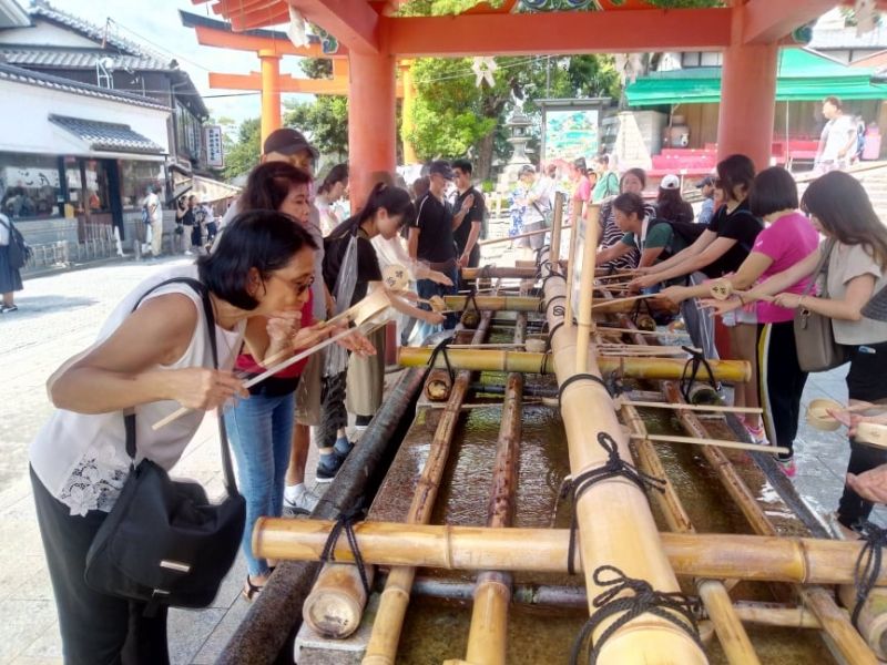 Kyoto Private Tour - Fushimi Inari shrine / purification water