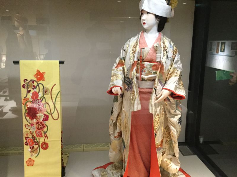 Yokohama Private Tour - Silk Museum (Japanese Kimono)