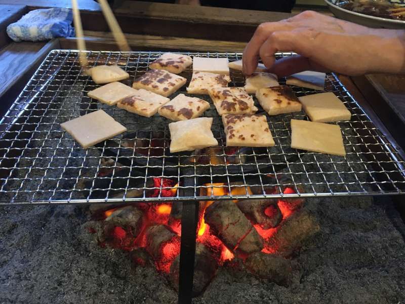 Takayama Private Tour - Learn about and get a taste of sake cake!